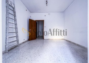 Stanza - Trilocale Via Gian Lorenzo Bernini, Napoli (zona Vomero) - foto 12