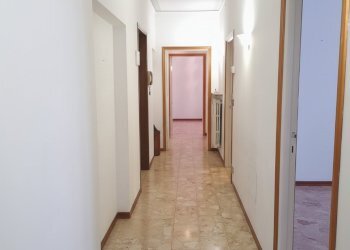 Gemini_Generated_Image_e6o9bfe6o9bfe6o9.png - Trilocale VIA VOLTURNO 9, Parma - foto 7