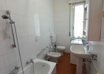 WhatsApp Image 2026-02-03 at 15.49.37 (3).jpeg - Trilocale VIA VOLTURNO 9, Parma - foto 12