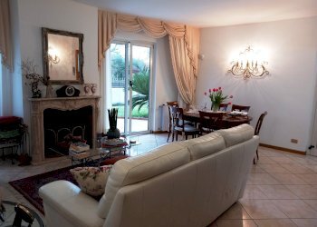 20260204_120841.jpg - Villa Trifamiliare Fosdinovo - foto 1