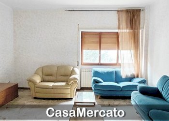 b2.jpg - Appartamento Marino - foto 2