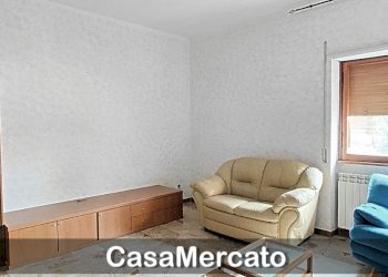 b3.jpg - Appartamento Marino - foto 3