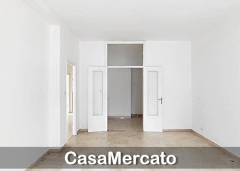 b7.jpg - Appartamento Marino - foto 4