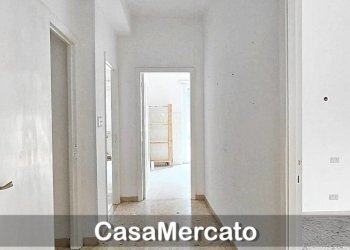 i6.jpg - Appartamento Marino - foto 12