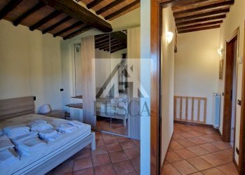 villa-vendia-lucca-fusca_26.jpg - Casa indipendente Via della Santissima Annunziata, Lucca - foto 23