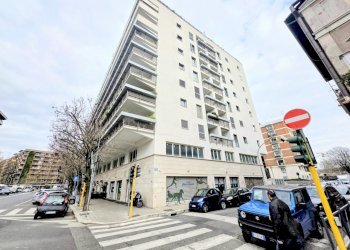 Esterno - Box Via Nicolò Bettoni, Roma - foto 1