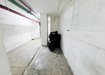 Interno - Box Via Nicolò Bettoni, Roma - foto 8