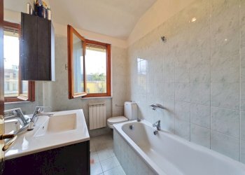 sa1.jpg - Quadrilocale Sarzana - foto 16