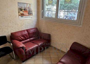 vano - Locale Commerciale Via Vittorio Veneto 1, Ventimiglia - foto 2