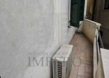 balcone - Locale Commerciale Via Vittorio Veneto 1, Ventimiglia - foto 4