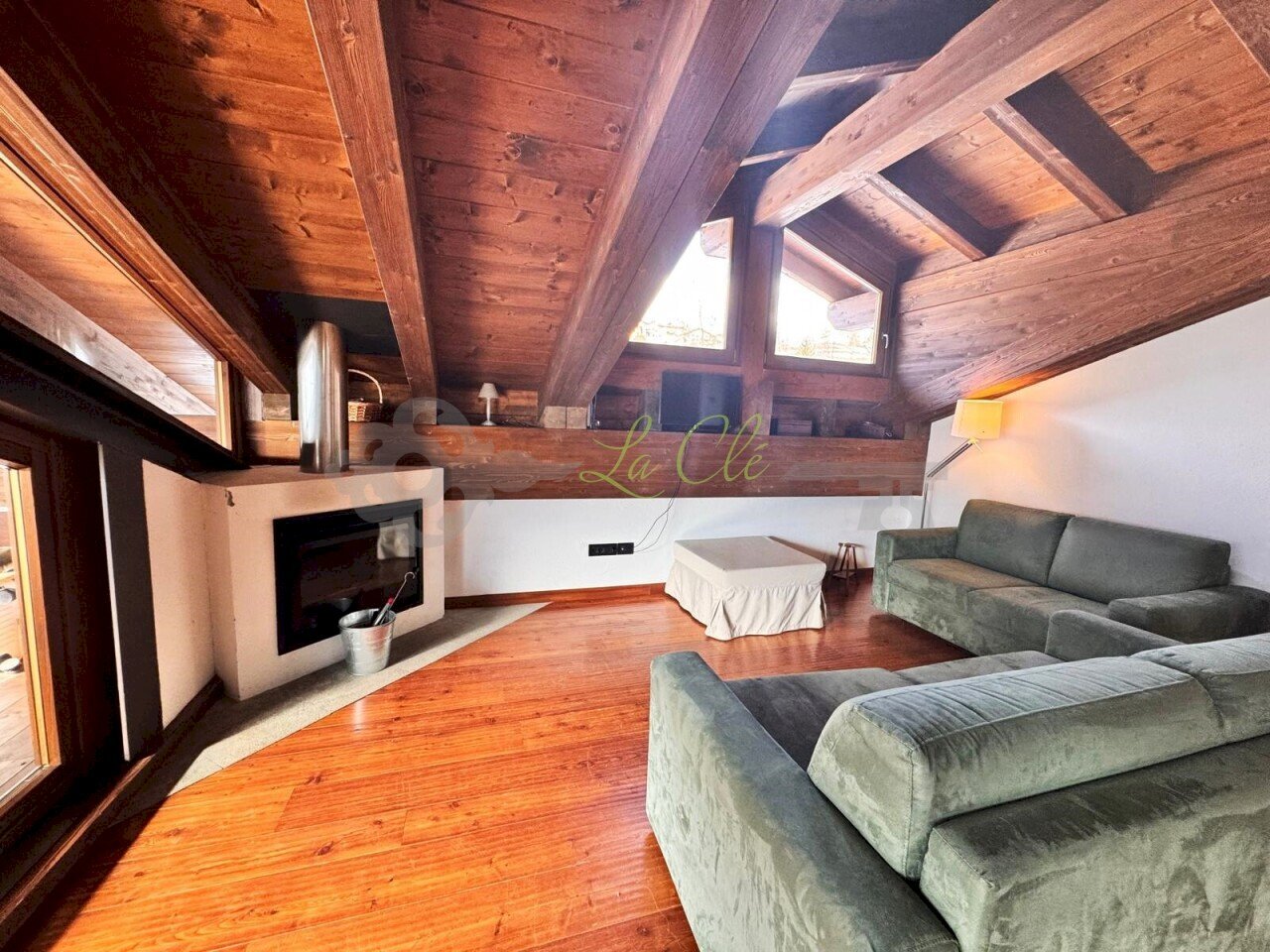 AFFITTO VERRAND - SOGGIORNO CON ZONA PRANZO E CUCI - Trilocale Prè-Saint-Didier - foto 1