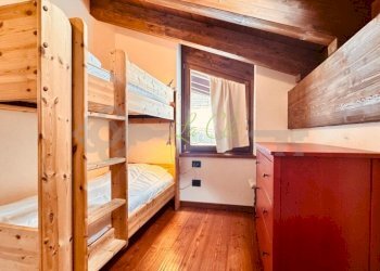 AFFITTO VERRAND -  CAMERA DOPPIA CON LETTO A CASTE - Trilocale Prè-Saint-Didier - foto 13