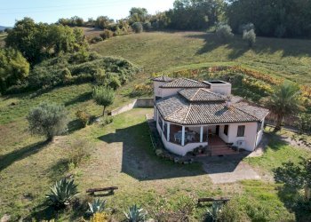 DJI_0032.JPG - Villa Vocabolo Colle 20, Alviano - foto 1