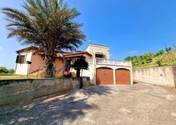 Immagine WhatsApp 2025-06-13 ore 17.17.56_4c668a5e - Villa Vocabolo Colle 20, Alviano - foto 7