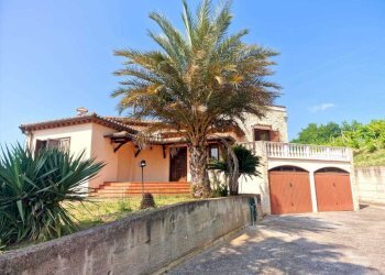 Immagine WhatsApp 2025-06-13 ore 17.17.56_607417ba - Villa Vocabolo Colle 20, Alviano - foto 8