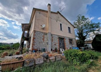 IMG-20260116-WA0025.jpg - Villa VIALE GIACOMO MATTEOTTI, Avigliano Umbro - foto 2