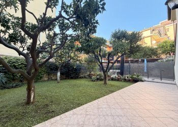 1.JPG - Trilocale Via Nino Bixio, Riva Ligure - foto 1