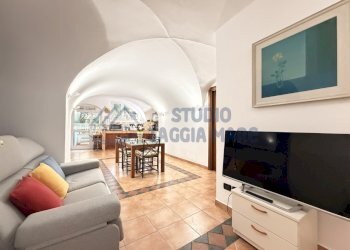 7.JPG - Trilocale Via Nino Bixio, Riva Ligure - foto 9