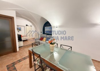 8.JPG - Trilocale Via Nino Bixio, Riva Ligure - foto 11