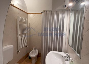 10.JPG - Trilocale Via Nino Bixio, Riva Ligure - foto 17