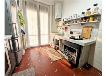 cucina d.png - Appartamento via Molfino  10, Genova (zona Sestri Ponente) - foto 2