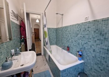 bagno appartamento Via Molfino Sestri Ponente Geno - Appartamento via Molfino  10, Genova (zona Sestri Ponente) - foto 9