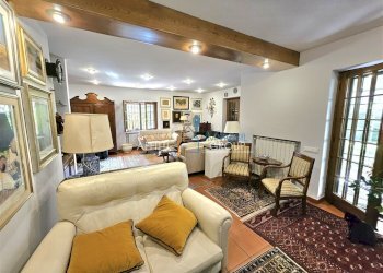 4.jpg - Villa Viale Stazione 104, Massa - foto 5