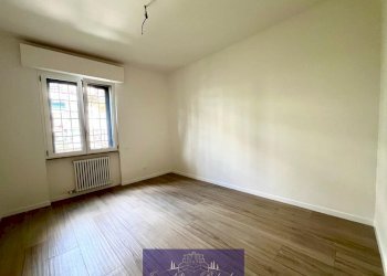 WhatsApp Image 2024-06-14 at 10.00.50 (24).jpeg - Trilocale Via Baracchini, Firenze (zona Santa Maria Novella) - foto 1