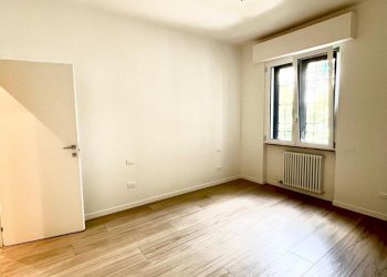 WhatsApp Image 2024-06-14 at 10.00.50 (25).jpeg - Trilocale Via Baracchini, Firenze (zona Santa Maria Novella) - foto 4