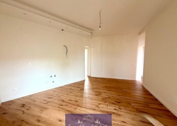 WhatsApp Image 2026-06-05 at 09.43.49 (2) - Three-room apartment Via Baracchini, Firenze (neighborhood Santa Maria Novella) - photo 2