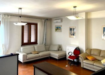 IMG_1507 (1).JPG - Appartamento Via Baccio 8, Vaiano - foto 2