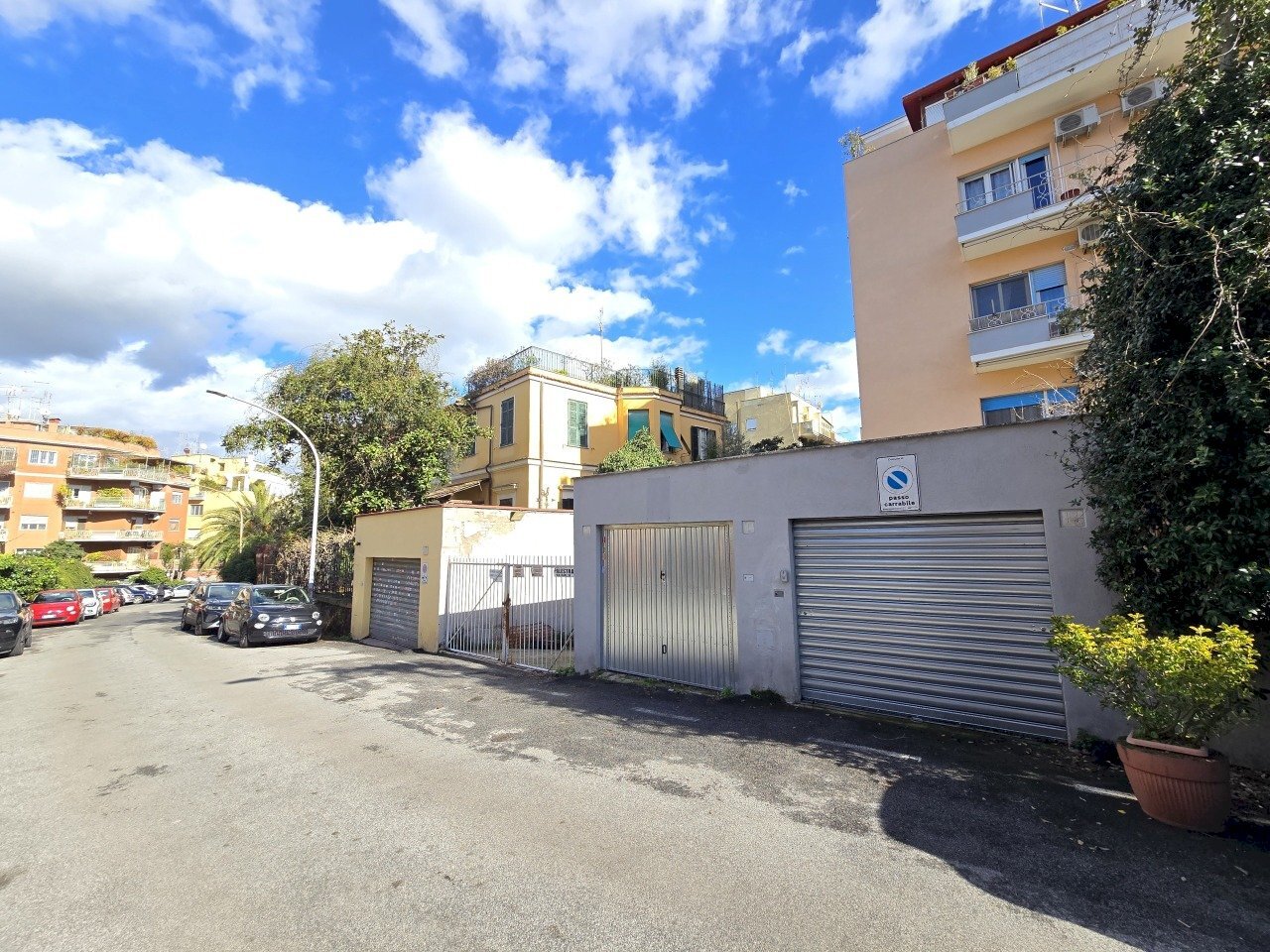 1000387683.jpg - Box Via delle Egadi 16, Roma - foto 2