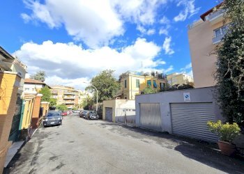 1000387690.jpg - Box Via delle Egadi 16, Roma - photo 8