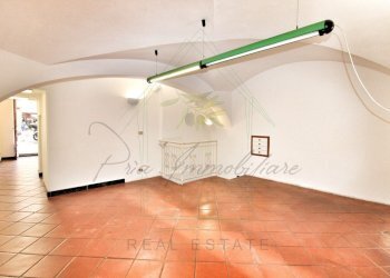 IMG_ (48).jpg - Commercial Premises Piazza Cavour 2, Rapallo - photo 13