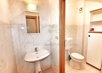 IMG_ (16).jpg - Commercial Premises Piazza Cavour 2, Rapallo - photo 22