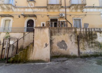 Via della Vittoria 9 (2).jpg - Villa via della vittoria, Lentini - photo 2