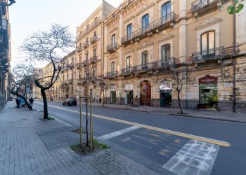 Bottega Viale Regina Margherita (5).jpg - Locale Commerciale viale Regina Margherita 19, Catania - foto 2