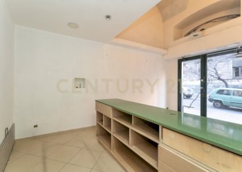 Bottega Viale Regina Margherita (16).jpg - Locale Commerciale viale Regina Margherita 19, Catania - foto 5