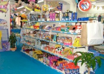 negozio-interno3.jpg - Articoli da Regalo - Casalinghi via adda 68, Grosseto - foto 5