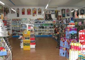 negozio-articoli-feste-party.jpg - Articoli da Regalo - Casalinghi via adda 68, Grosseto - foto 7