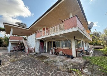 2d03a33f-f697-4b4f-b84c-e6d12f722e01.jpg - Villa via litoranea  528, Sabaudia - photo 1