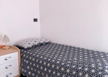 4.0 camera2.jpg - Appartamento VIA GIACOMO SOLIMAN  8, Genova (zona Sestri Ponente) - foto 9