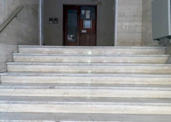 10.6 vano scala.jpg - Appartamento VIA GIACOMO SOLIMAN  8, Genova (zona Sestri Ponente) - foto 24