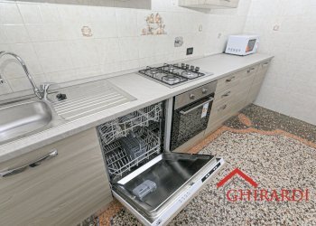 3.4 CUCINA.jpg - Appartamento Via Capitano del Popolo 2, Genova (zona Sestri Ponente) - foto 9