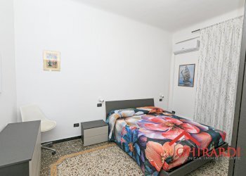 5.0 CAMERA2.jpg - Appartamento Via Capitano del Popolo 2, Genova (zona Sestri Ponente) - foto 15