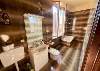 WhatsApp Image 2026-02-06 at 10.02.39 (3).jpeg - Bilocale Strada per Olcenengo  26, Vercelli - foto 15