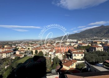 IMG_4031.JPG - Quadrilocale Seravezza - foto 16