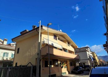 357aa8be-9195-47ef-ba82-4ef9cad14e80.jpg - Three-room apartment Via Daniele Manin 3, Guidonia Montecelio - photo 1
