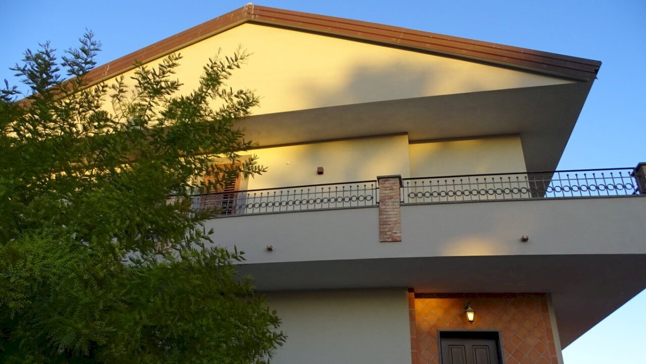 3.JPG - Villa Via Indipendenza 5, Mascalucia - foto 3