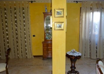 8.JPG - Villa Via Indipendenza 5, Mascalucia - foto 10